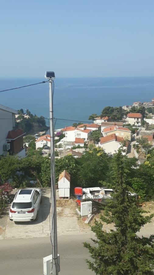Em Apartments Ulcinj Exterior foto